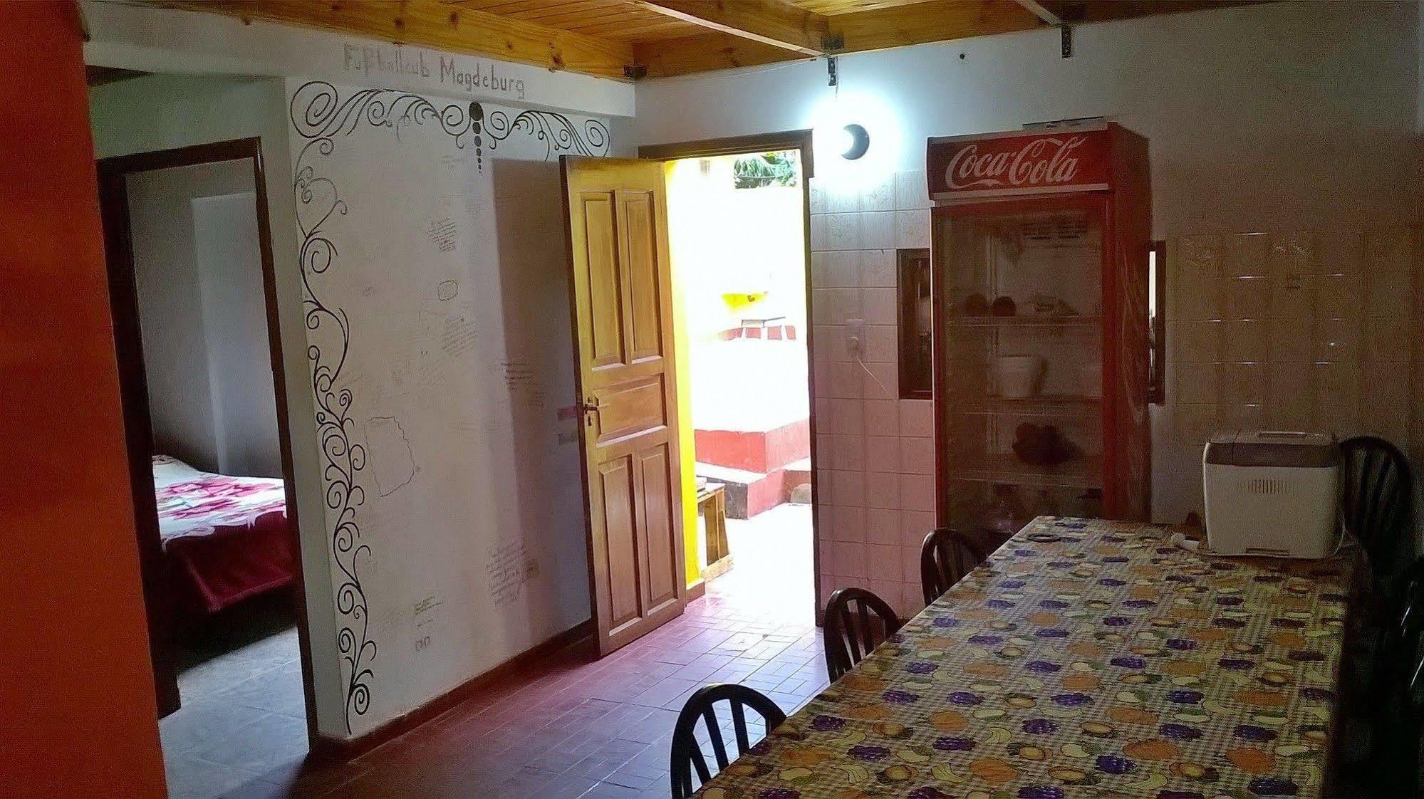 Iguazu Rey Hostel Puerto Iguazú Extérieur photo