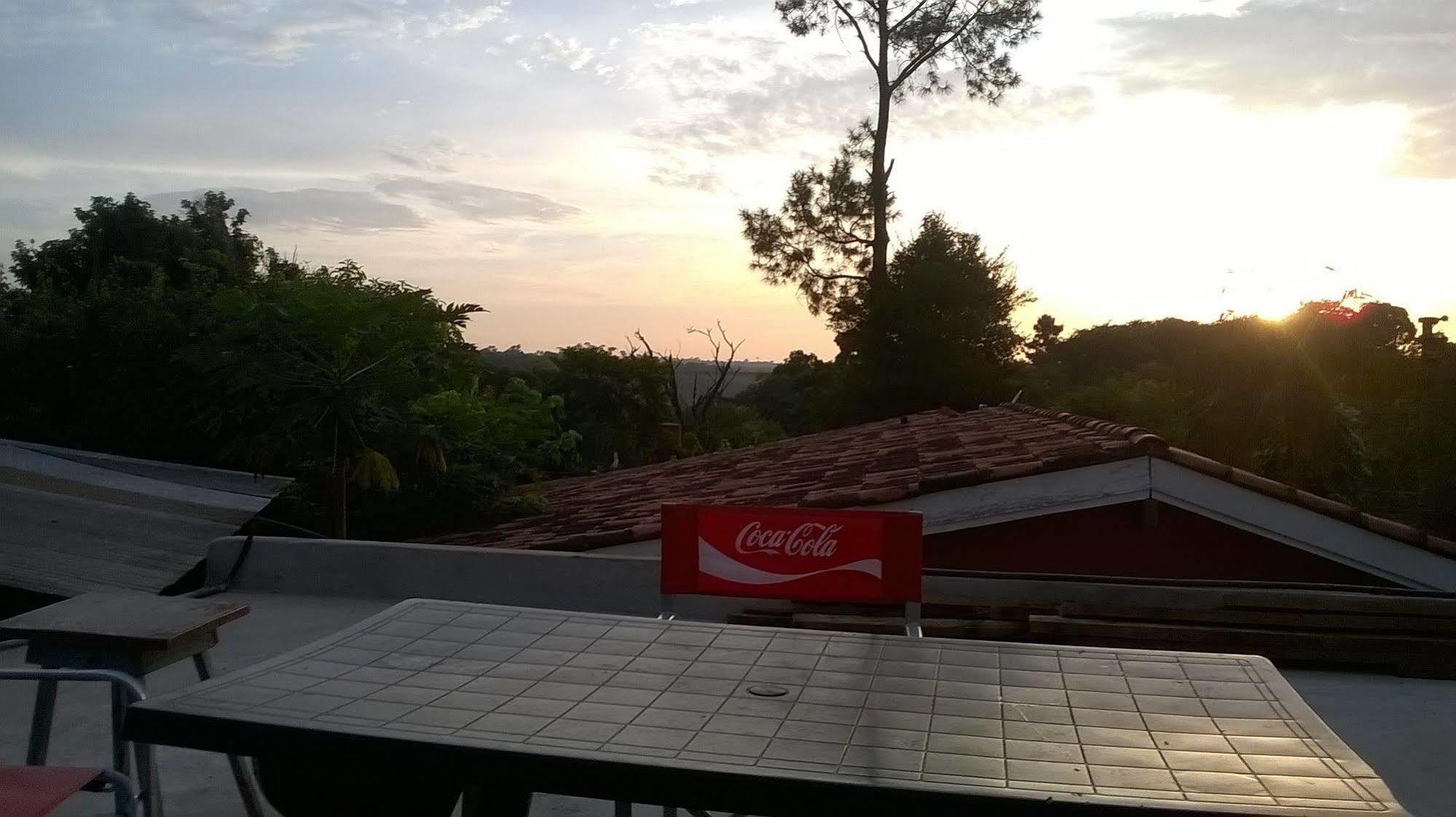 Iguazu Rey Hostel Puerto Iguazú Extérieur photo